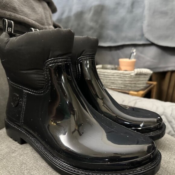 Michael Kors Blakely Logo Rain Boot - Picture 6 of 11